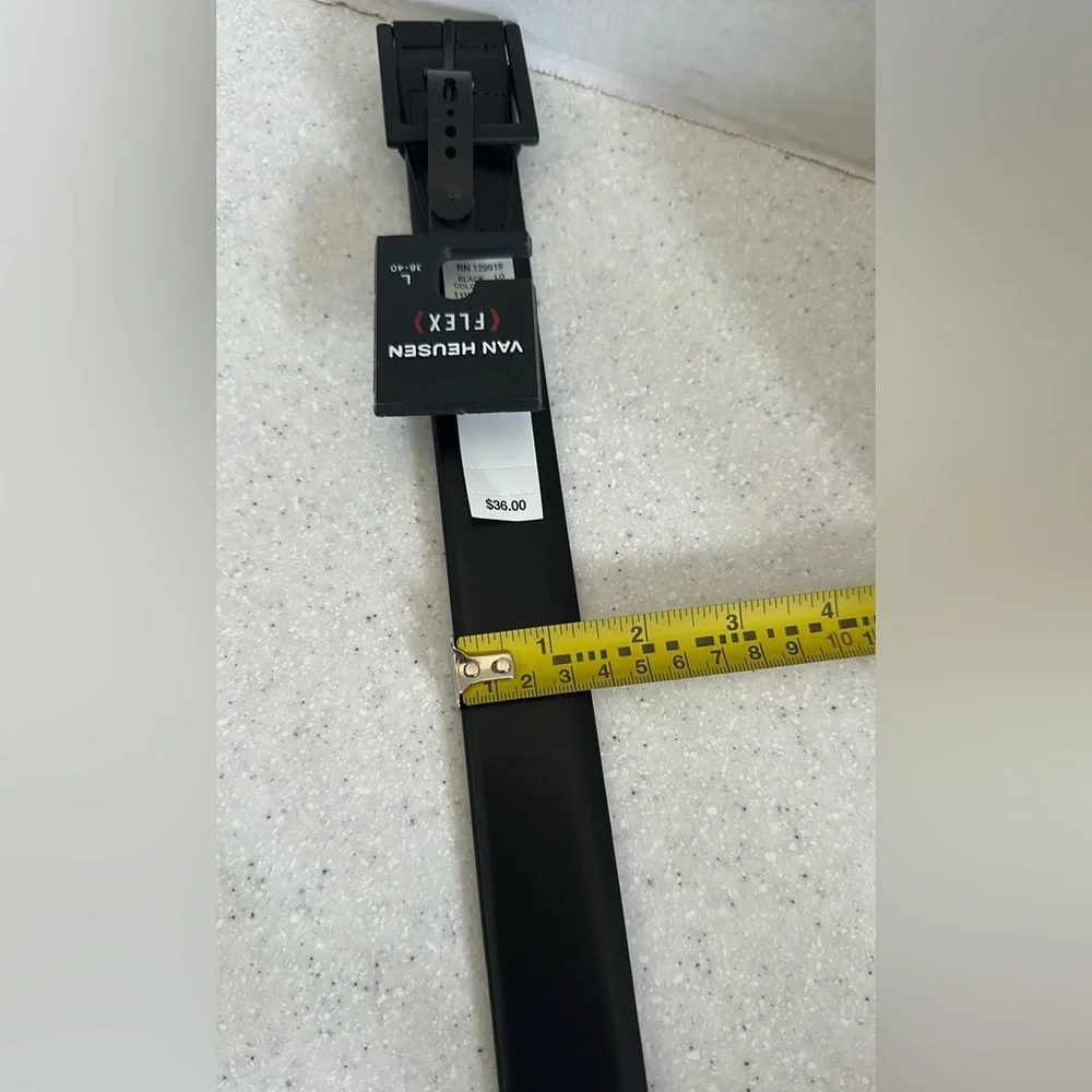 NWT Van Heusen FLEX Black Belt Sleek Minimalist Design. Men’s Large size 38-40z